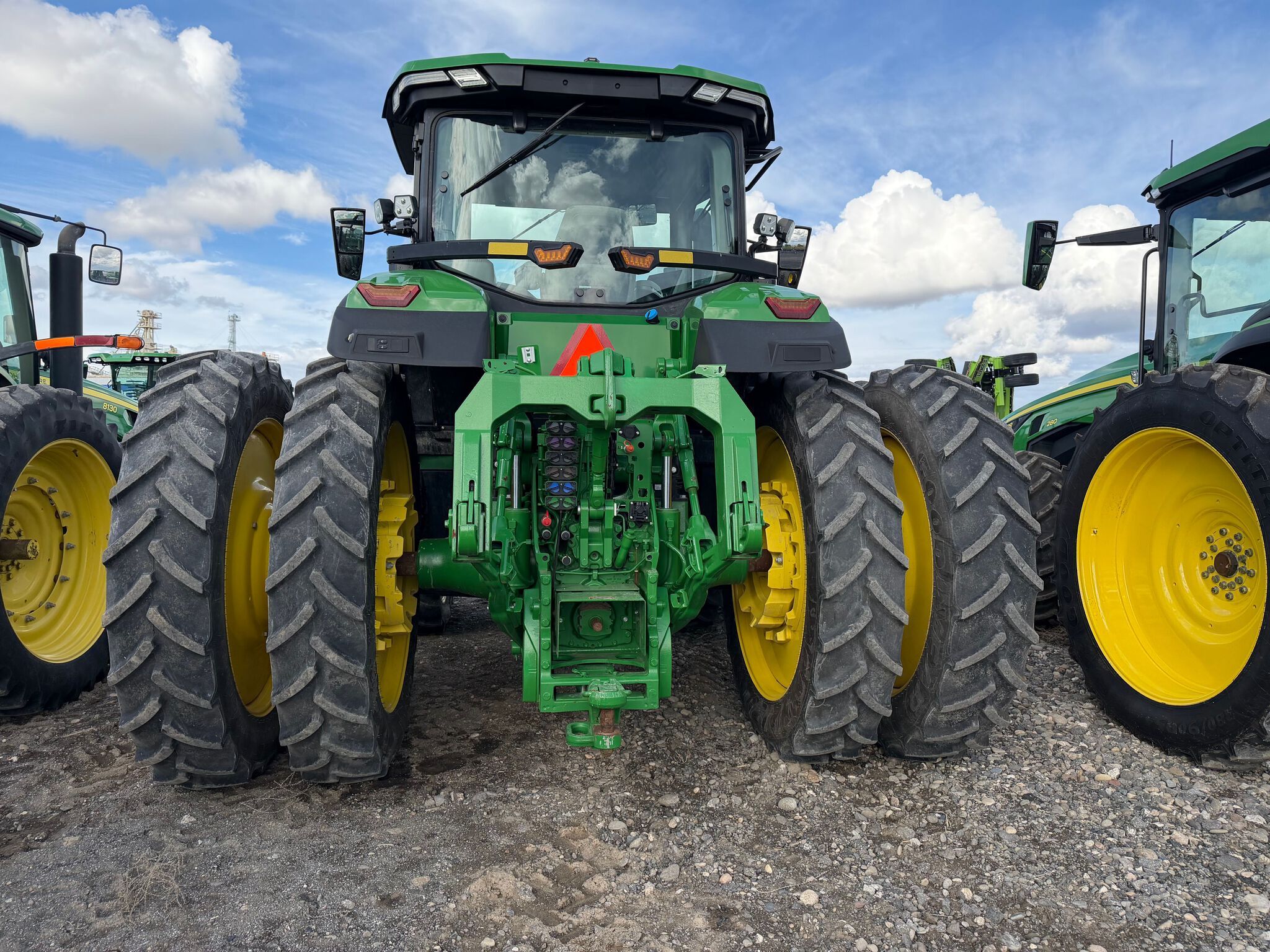 2023 John Deere 8R 310 Tractor