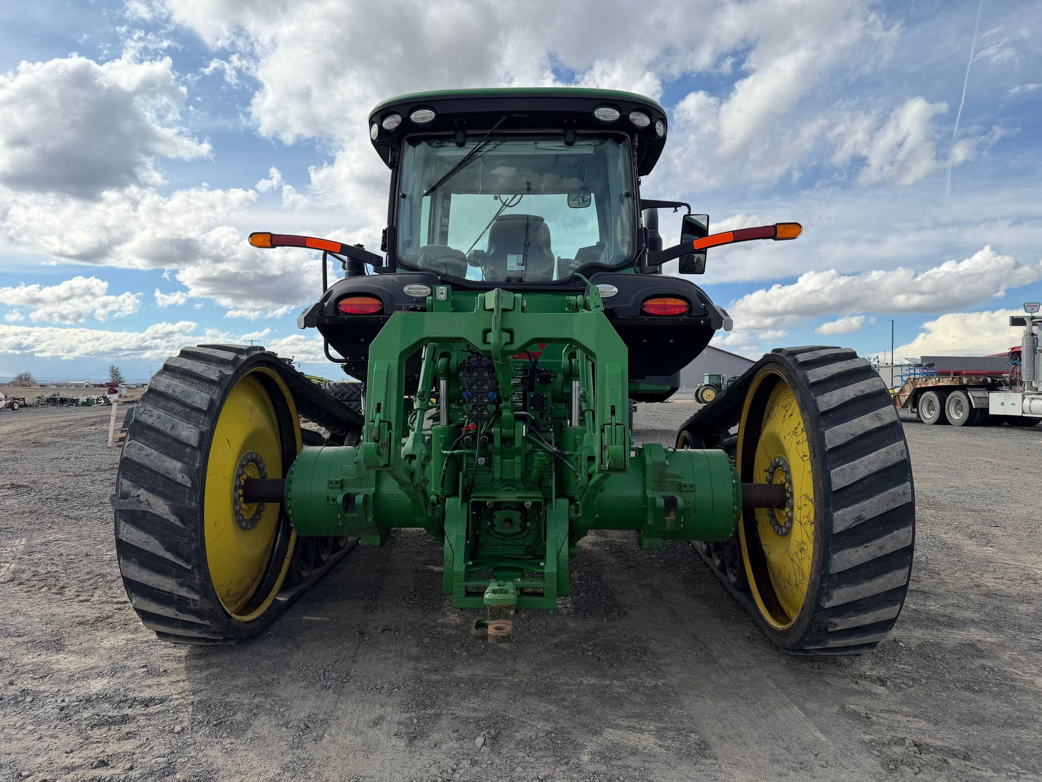2018 John Deere 8370RT Tractor