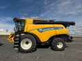 2023 New Holland CR8.90 Combine