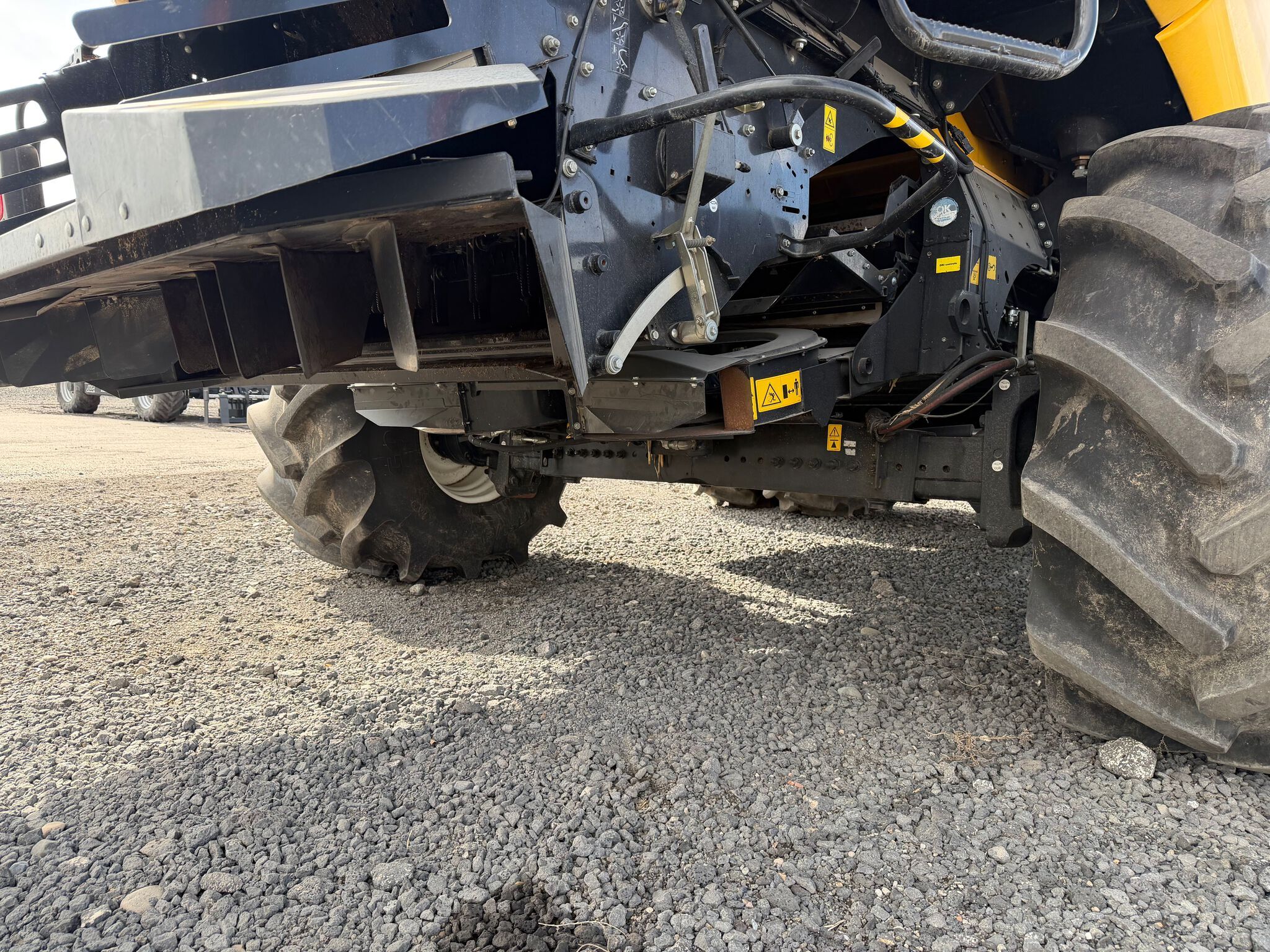 2023 New Holland CR8.90 Combine