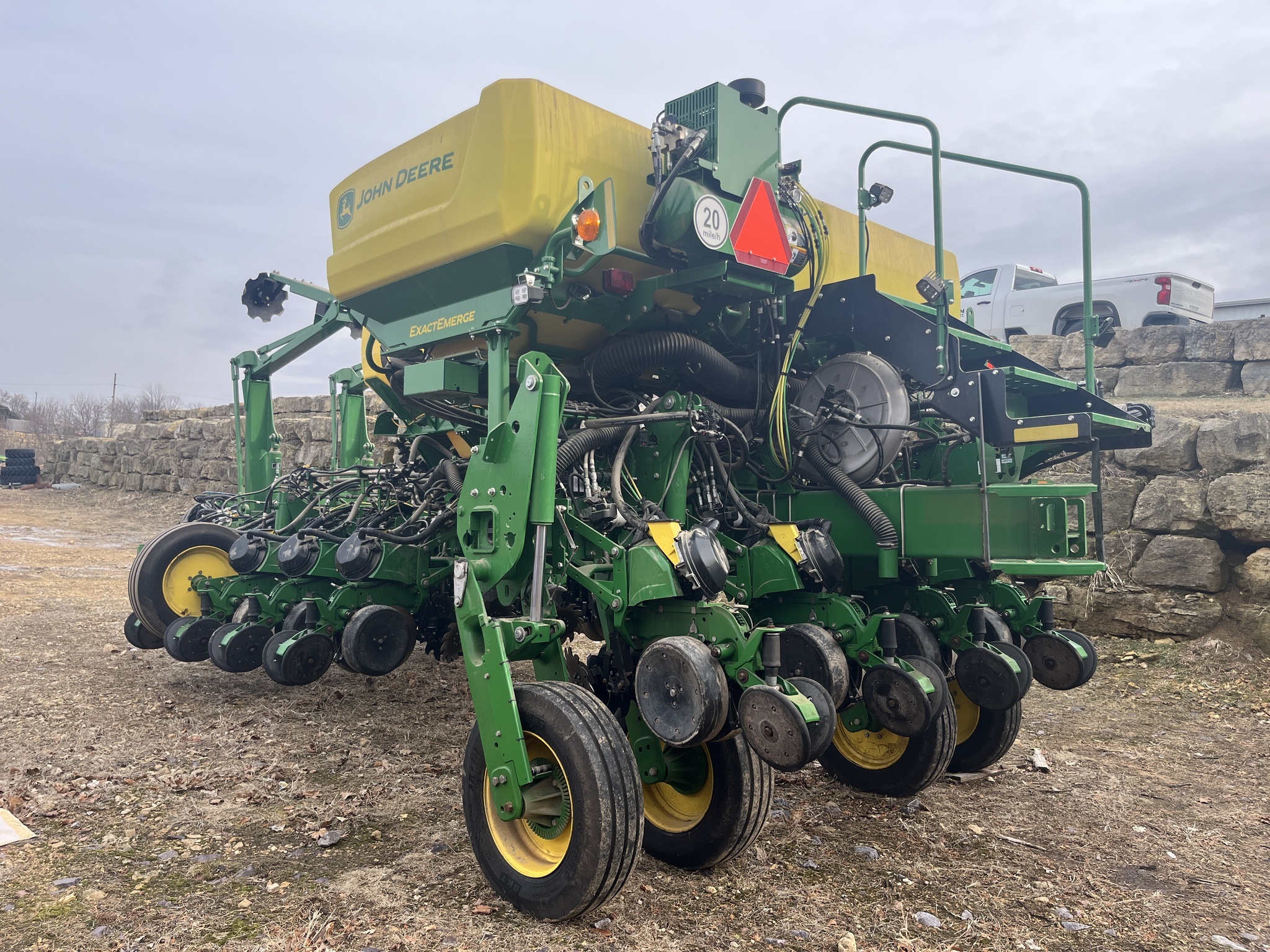 2024 John Deere 1775NT Planter