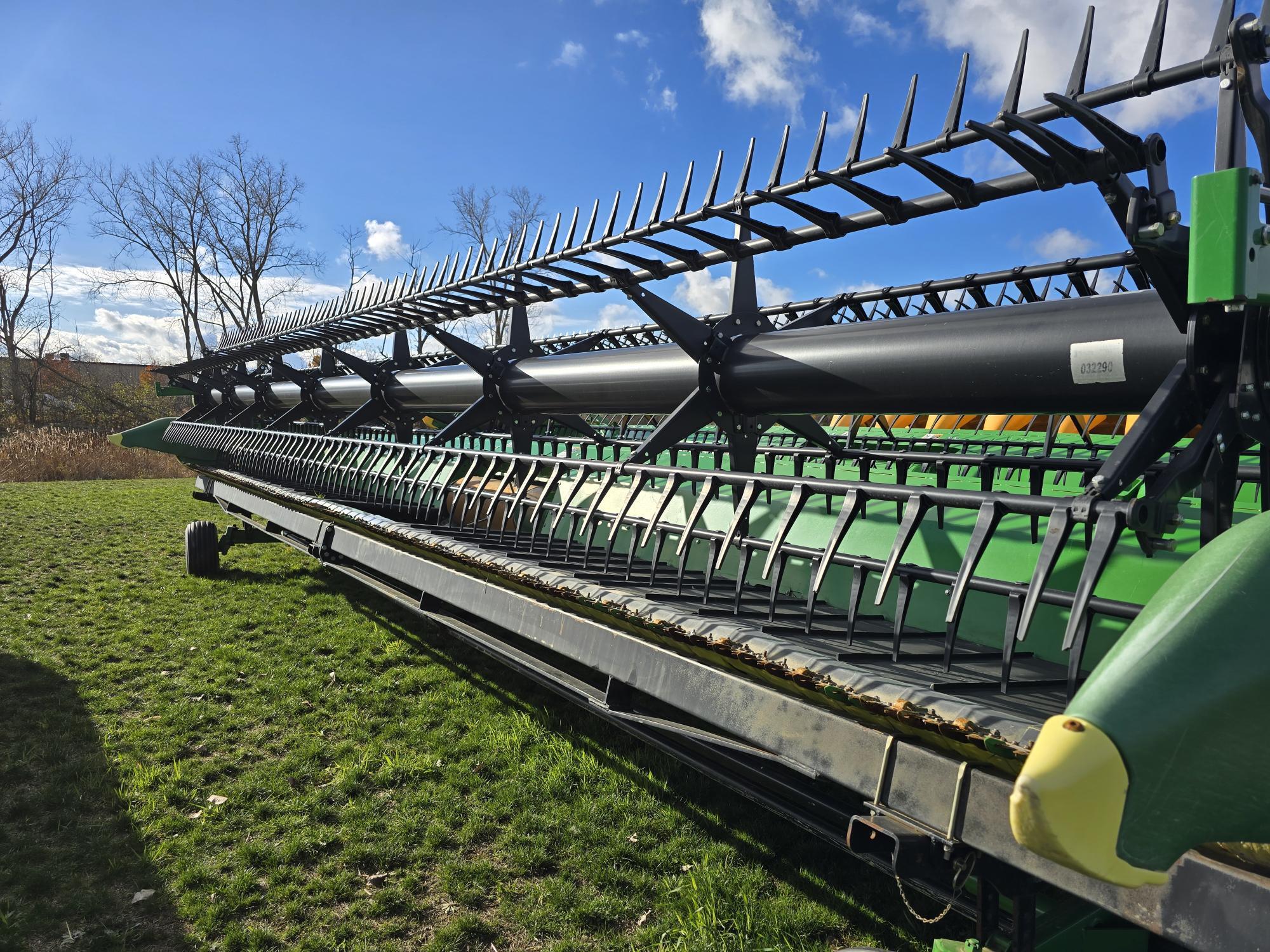 2018 John Deere 635FD Platform