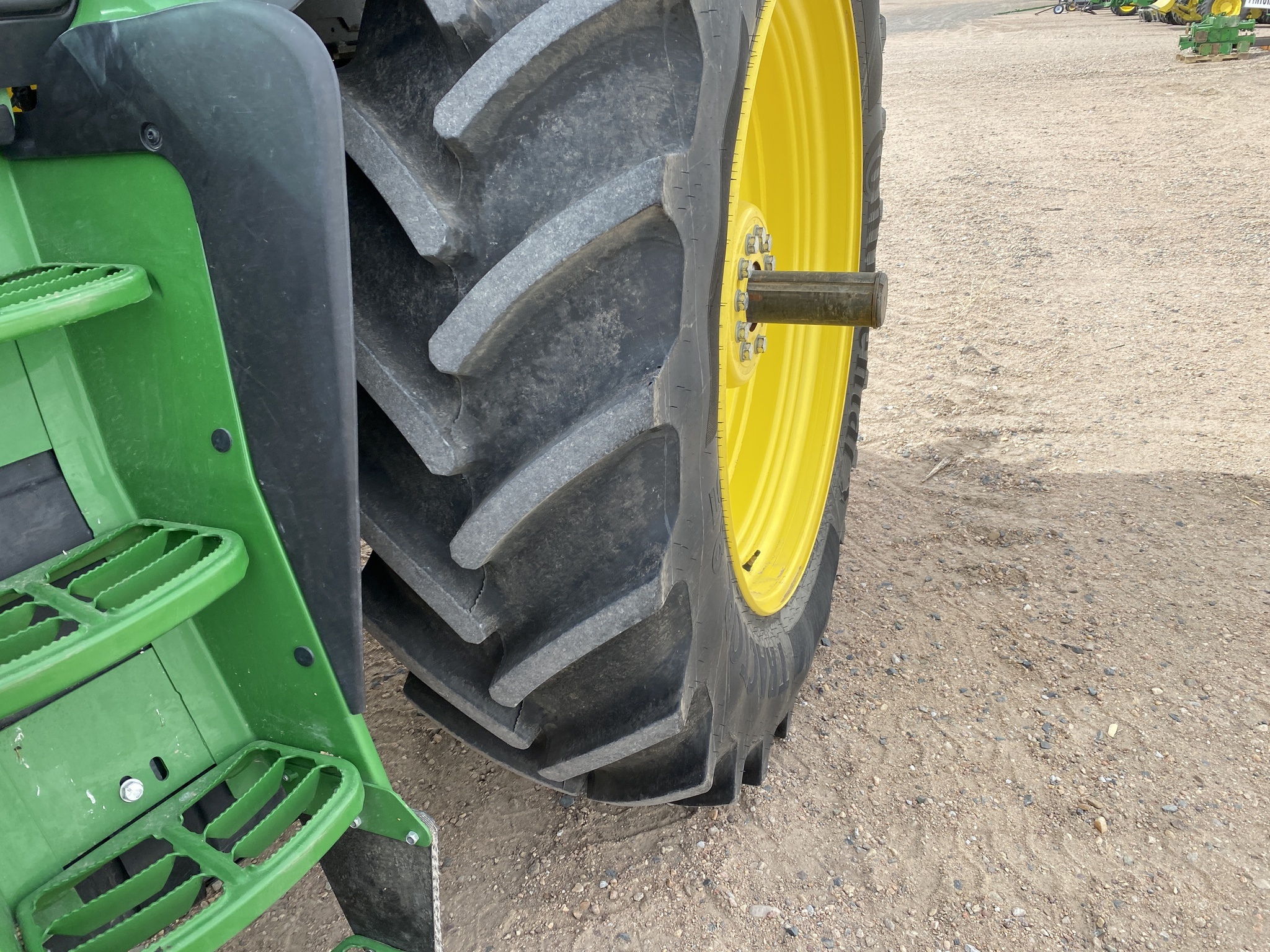 2025 John Deere 6R 195 Tractor