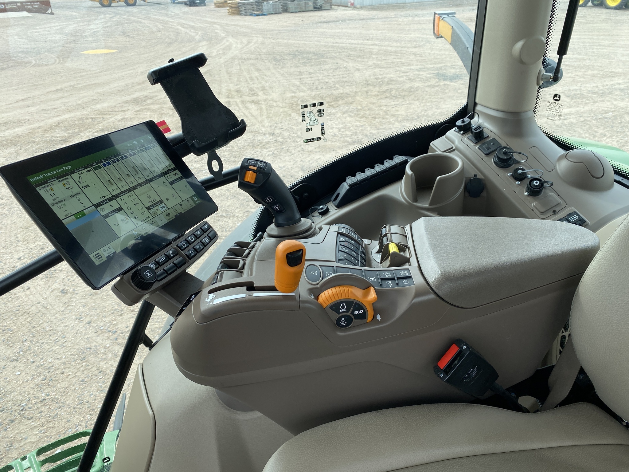 2025 John Deere 6R 195 Tractor