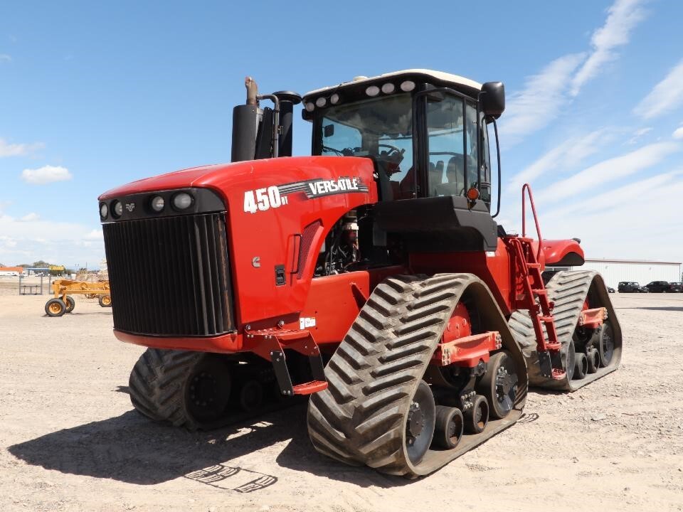 2014 Versatile 450 Tractor