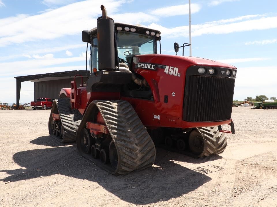 2014 Versatile 450 Tractor
