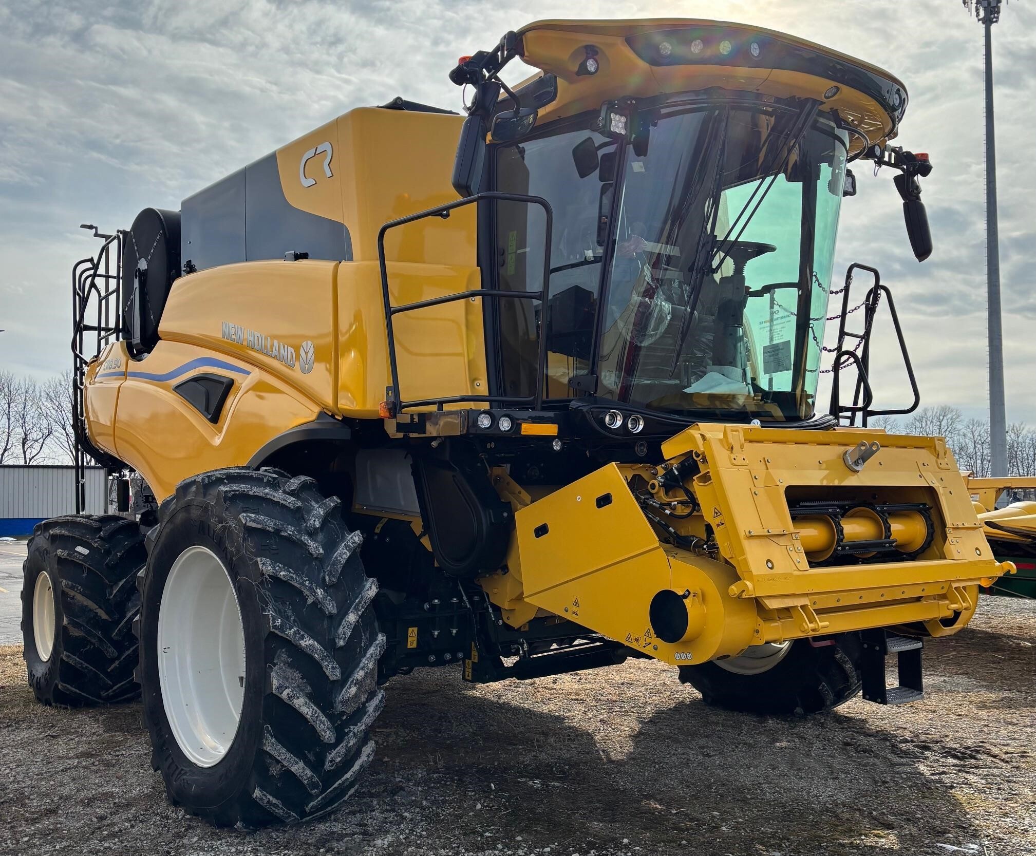 2026 New Holland CR8.90 Combine