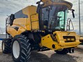 2026 New Holland CR8.90 Combine