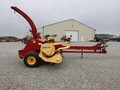  New Holland FP230 Pull-Type Forage Harvester