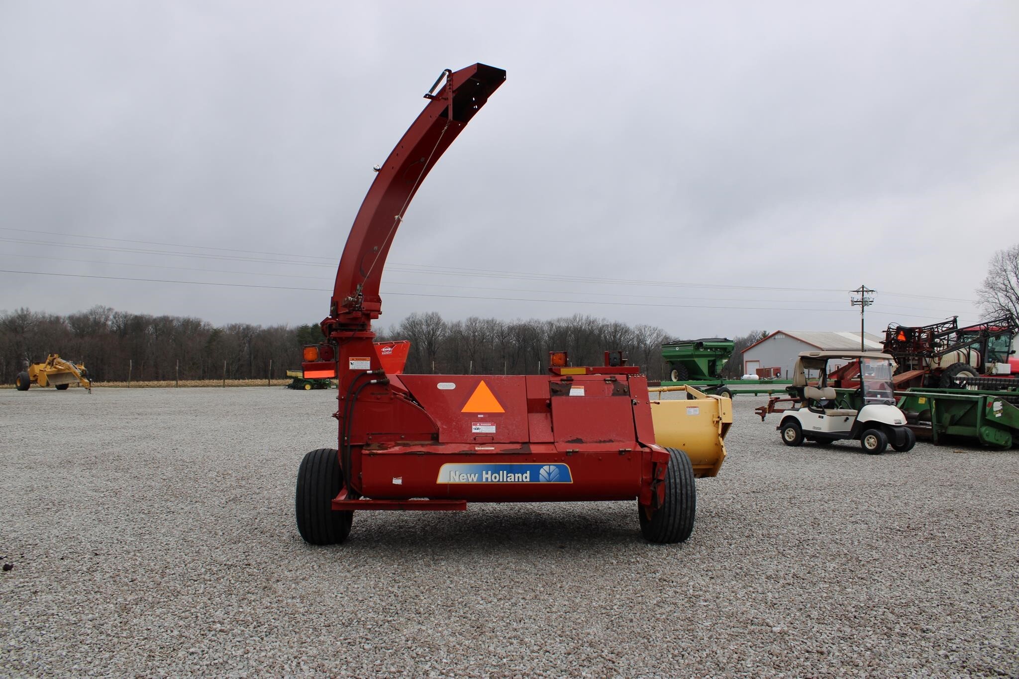  New Holland FP230 Pull-Type Forage Harvester