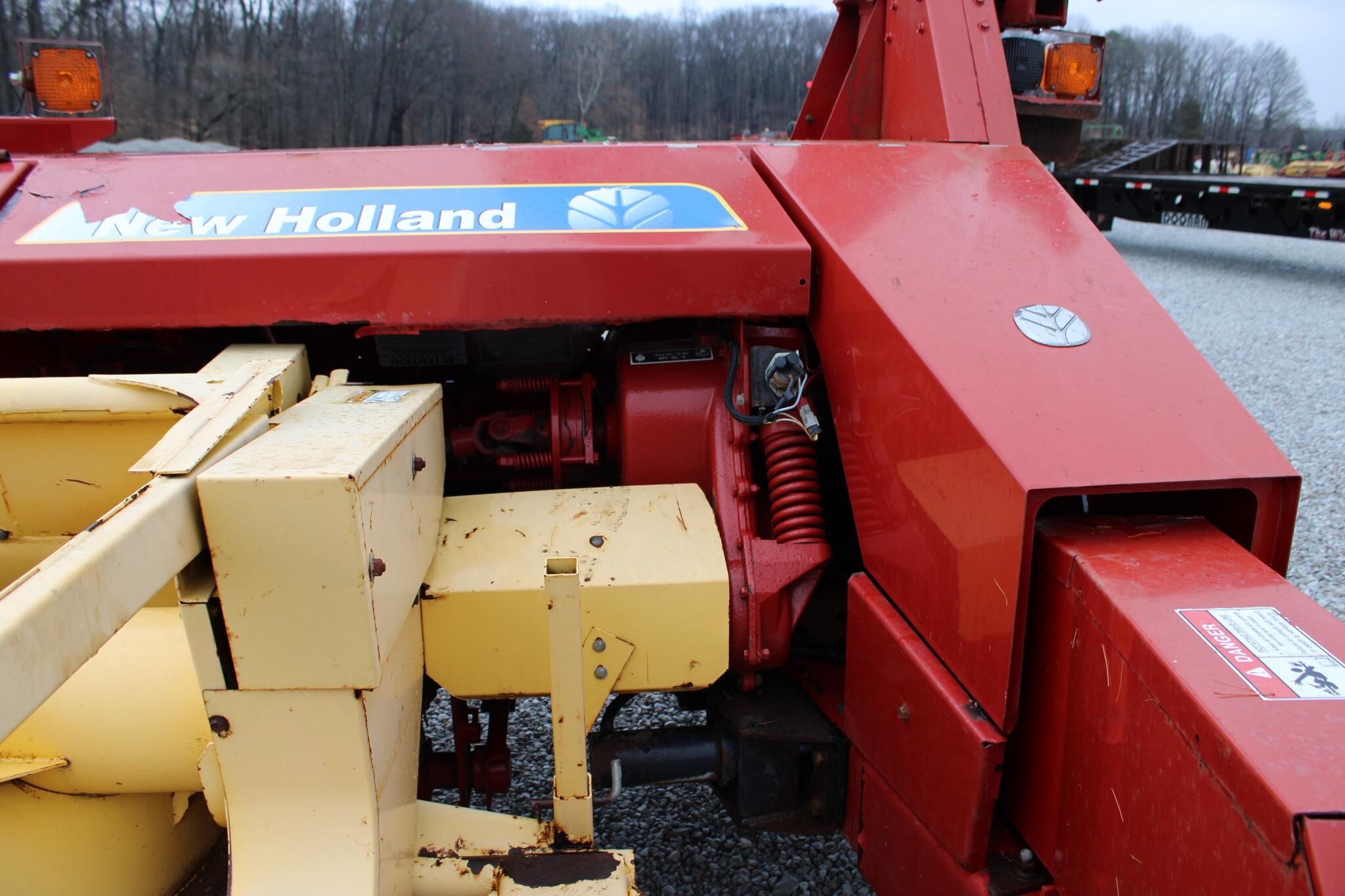  New Holland FP230 Pull-Type Forage Harvester