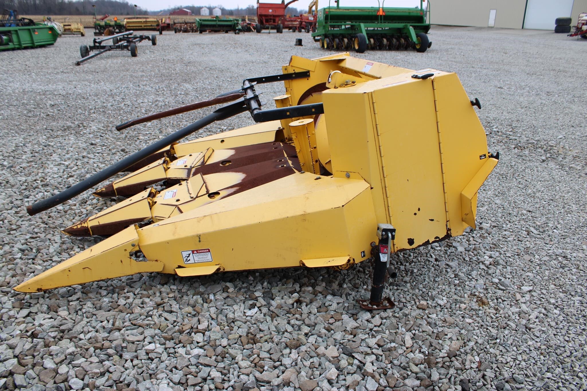  New Holland FP230 Pull-Type Forage Harvester
