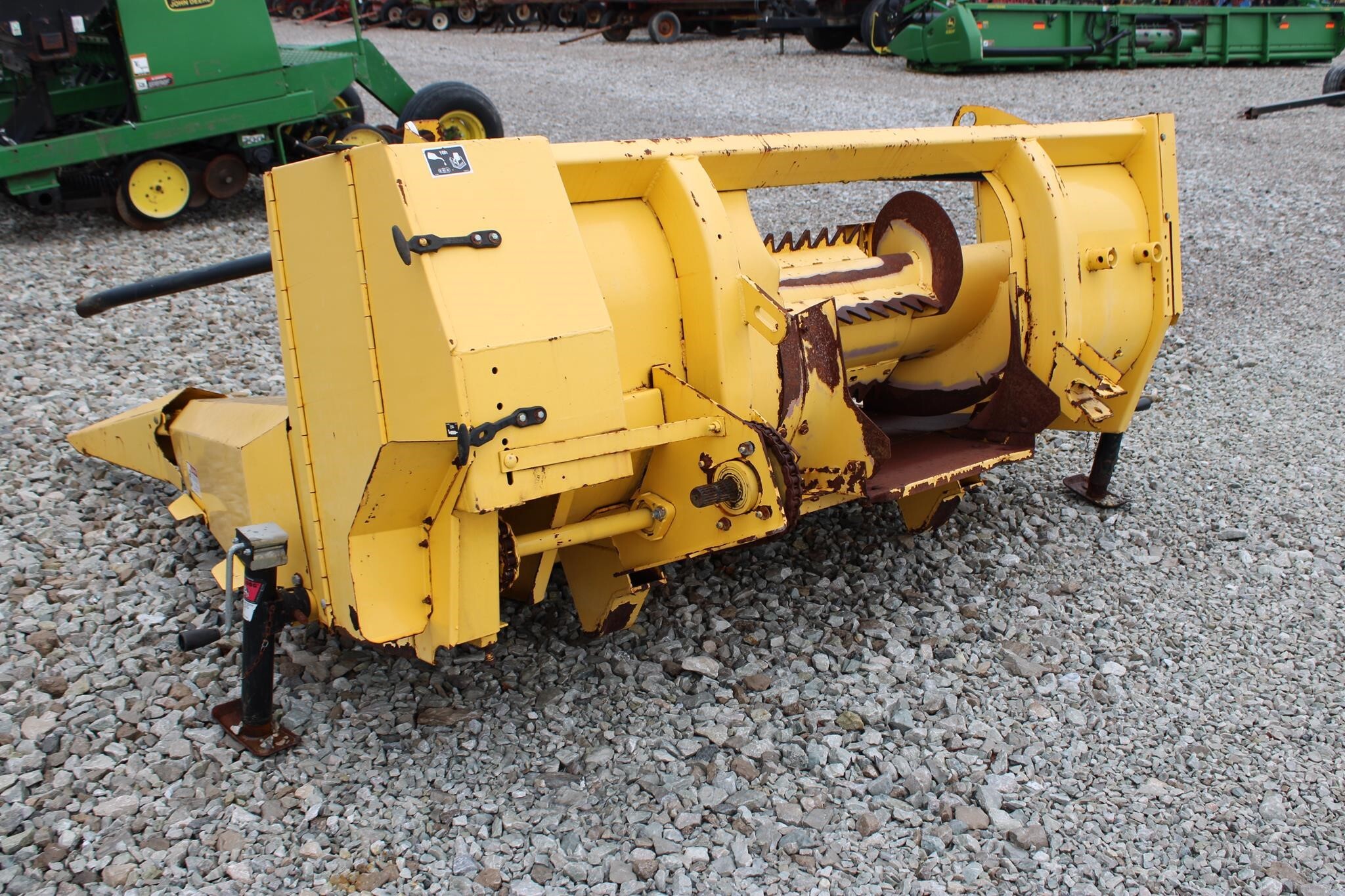  New Holland FP230 Pull-Type Forage Harvester