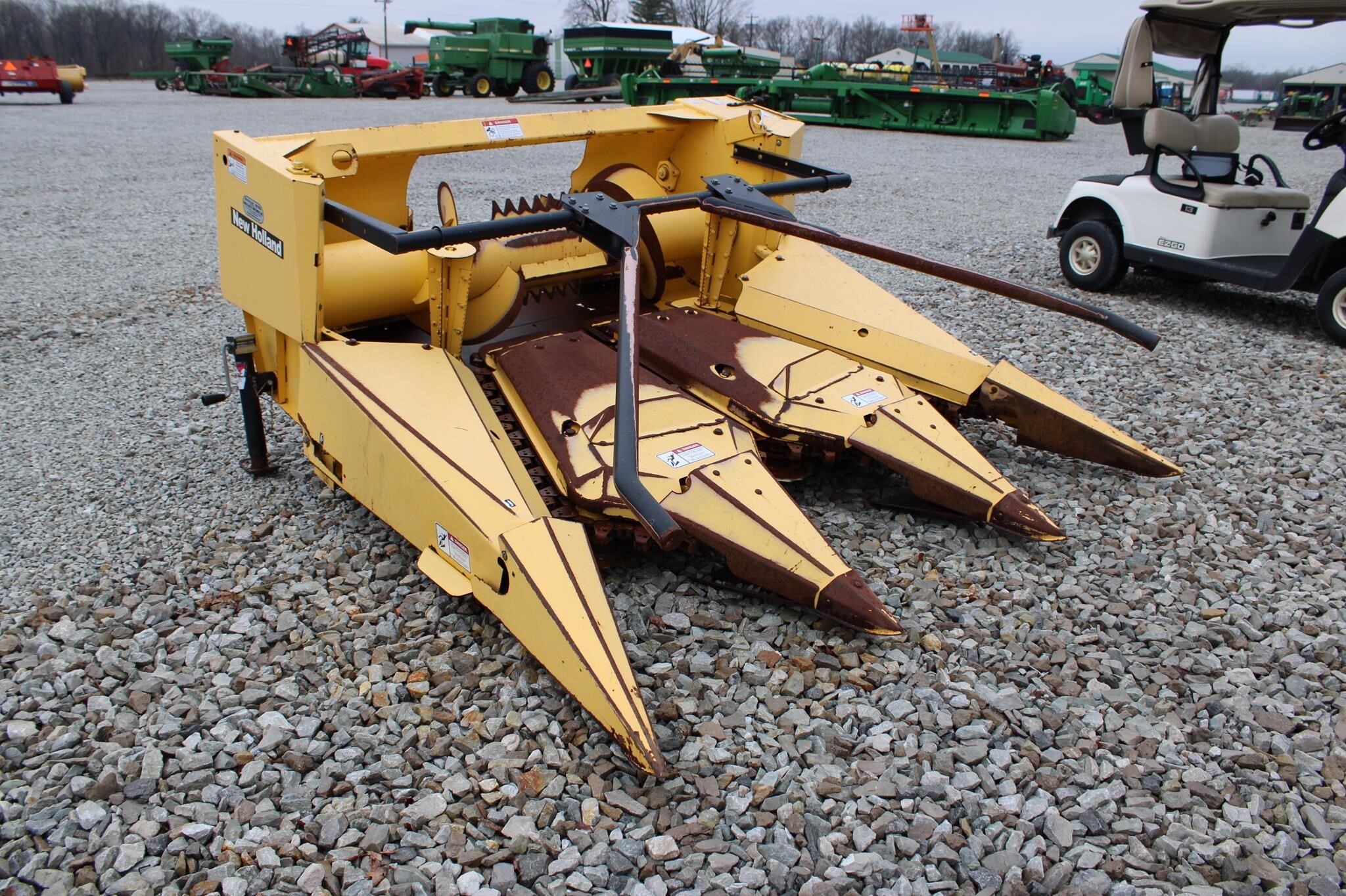  New Holland FP230 Pull-Type Forage Harvester