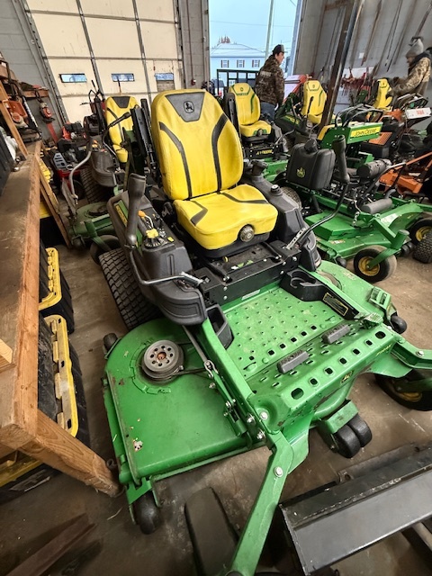 2022 John Deere Z970R Lawn Mower