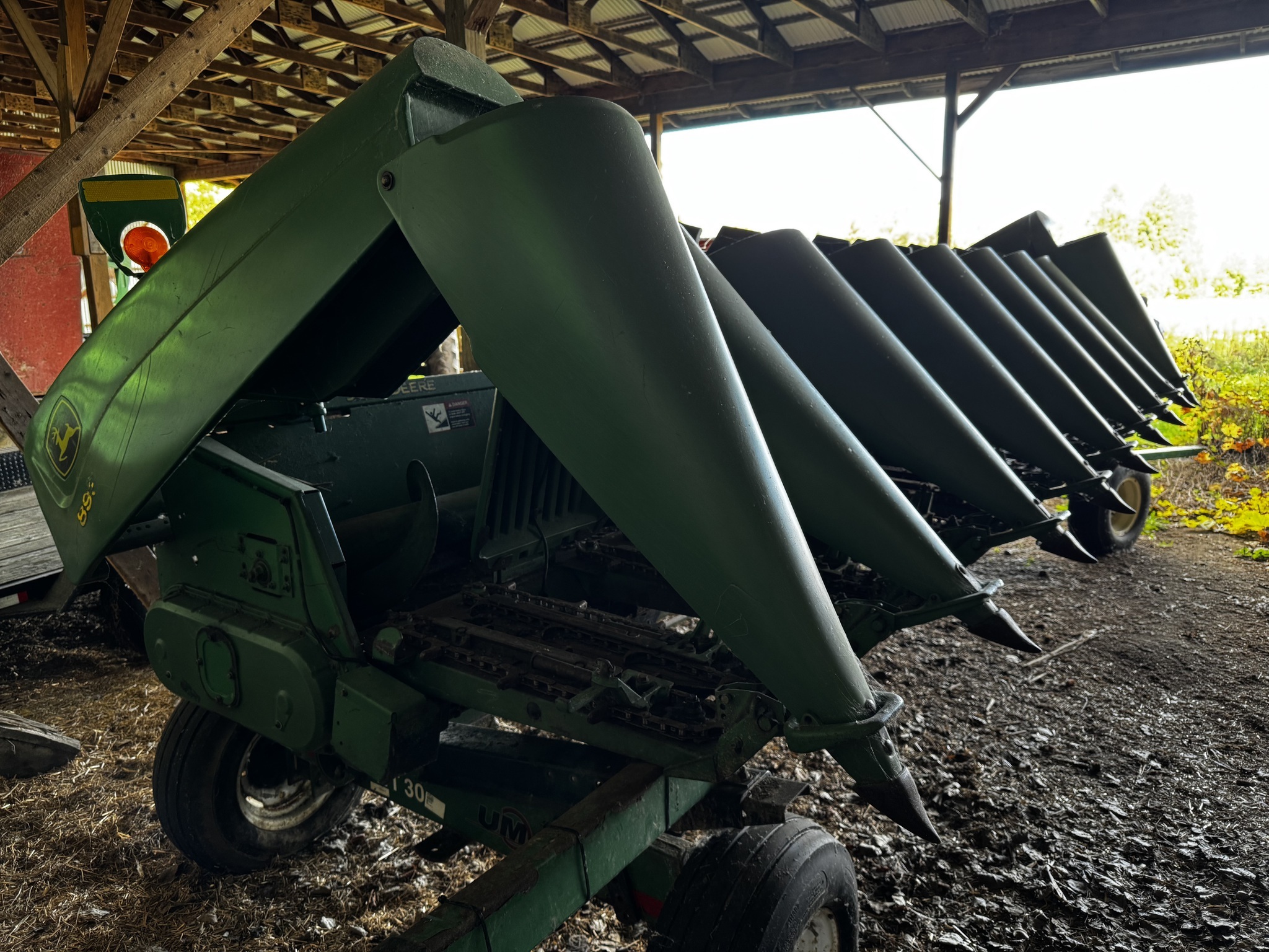 2007 John Deere 893 Corn Head