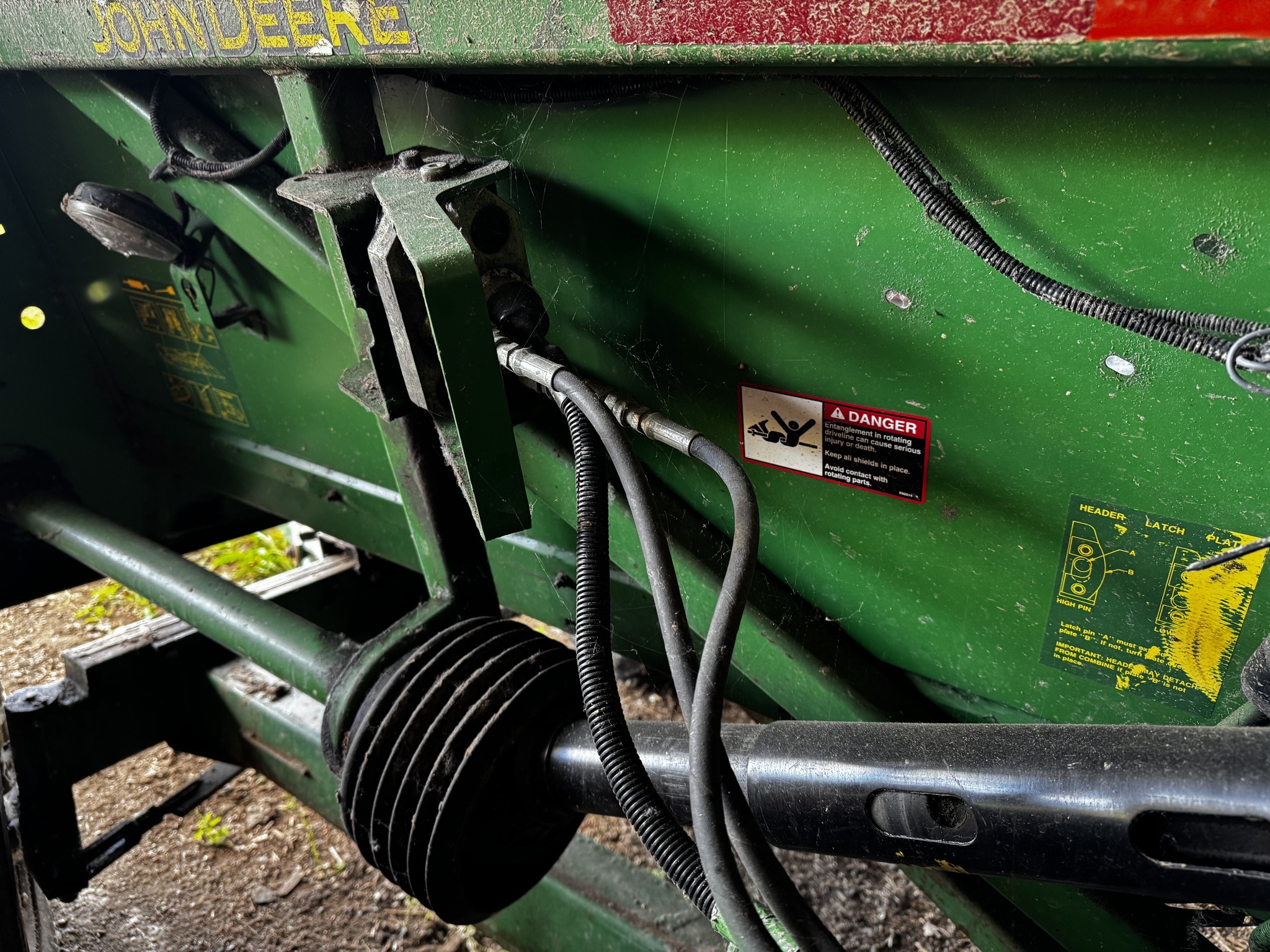 2007 John Deere 893 Corn Head