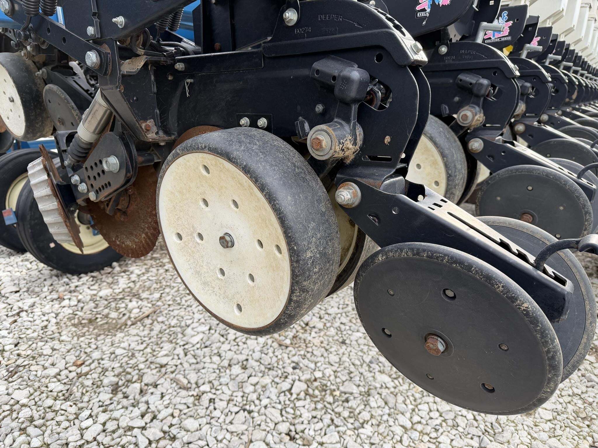 2003 Kinze 3600 Planter
