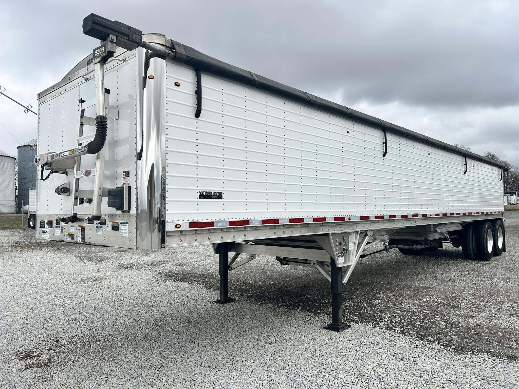 2021 Wilson DWH-600 Grain Trailer