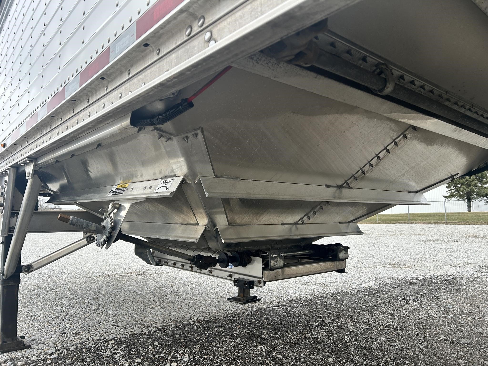 2021 Wilson DWH-600 Grain Trailer