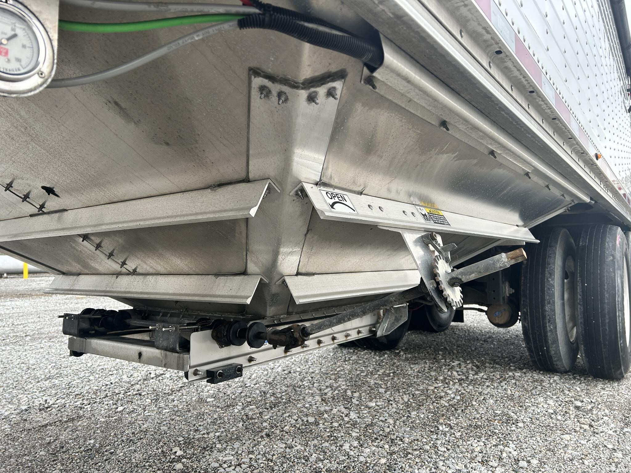 2021 Wilson DWH-600 Grain Trailer