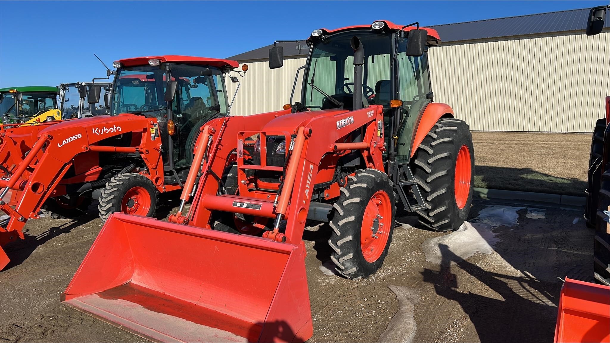 2018 Kubota M7060HDC12 Tractor