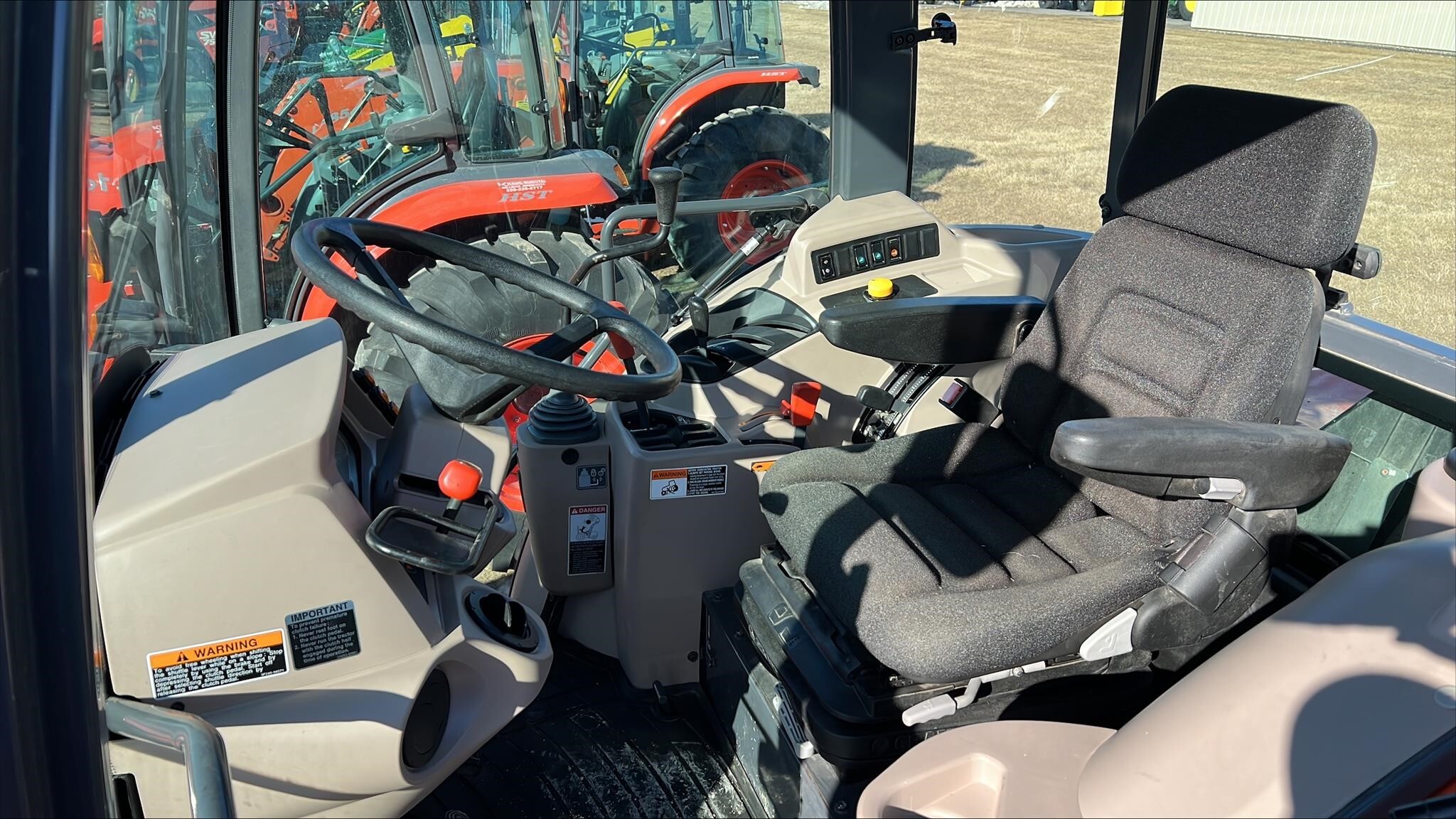 2018 Kubota M7060HDC12 Tractor