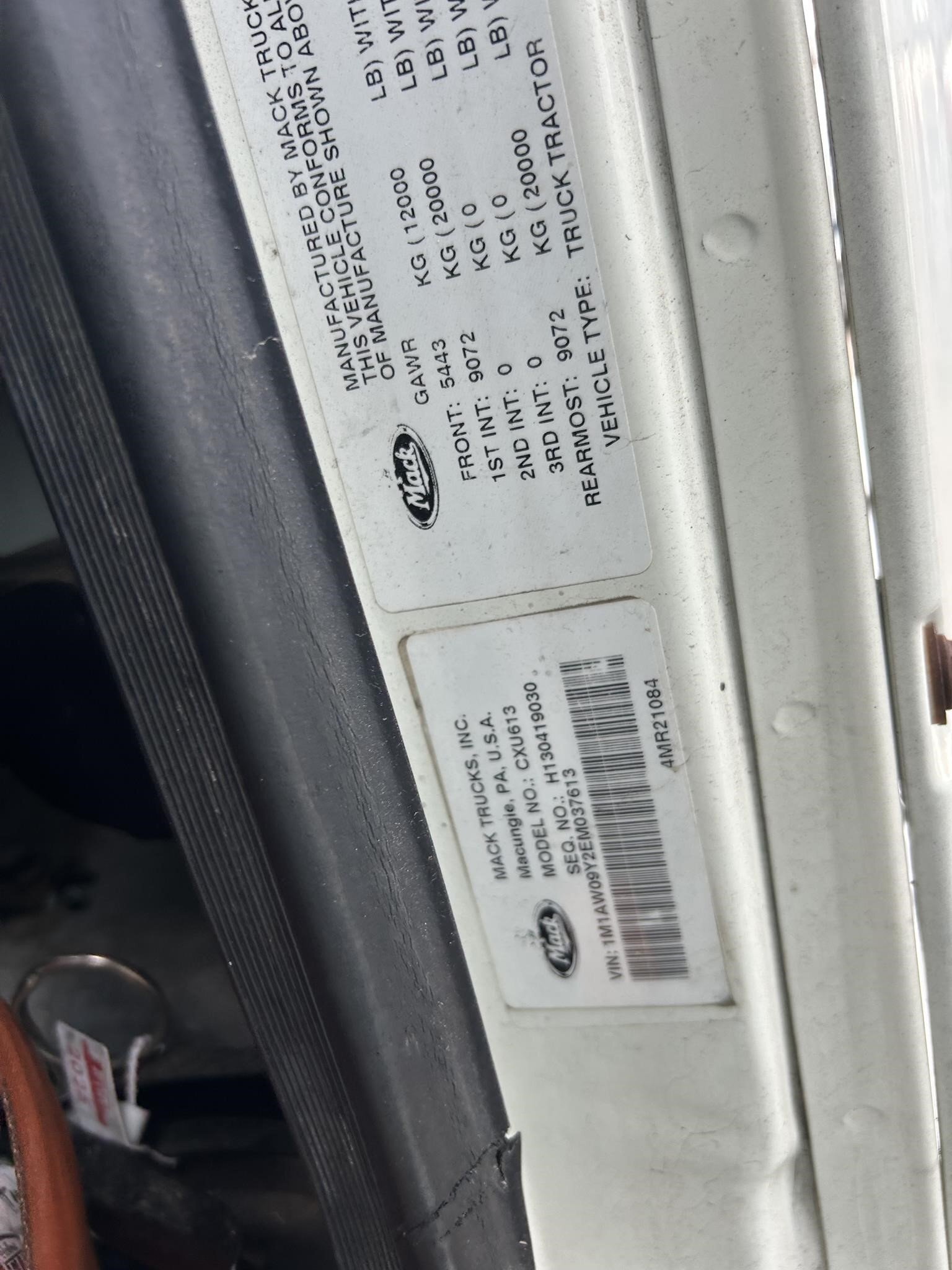 2014 Mack PINNACLE CXU613 Semi Trucks/Trailer