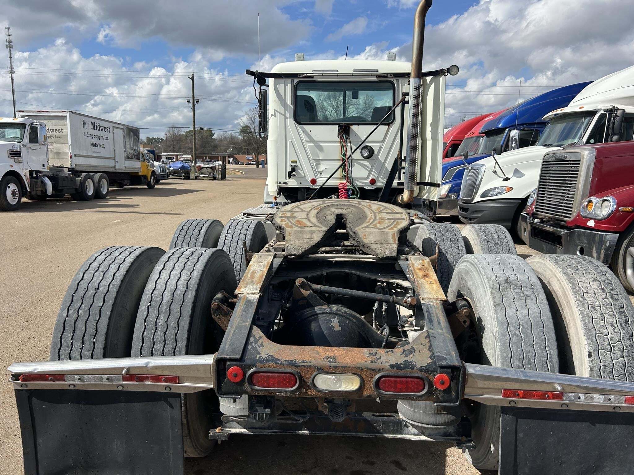 2014 Mack PINNACLE CXU613 Semi Trucks/Trailer