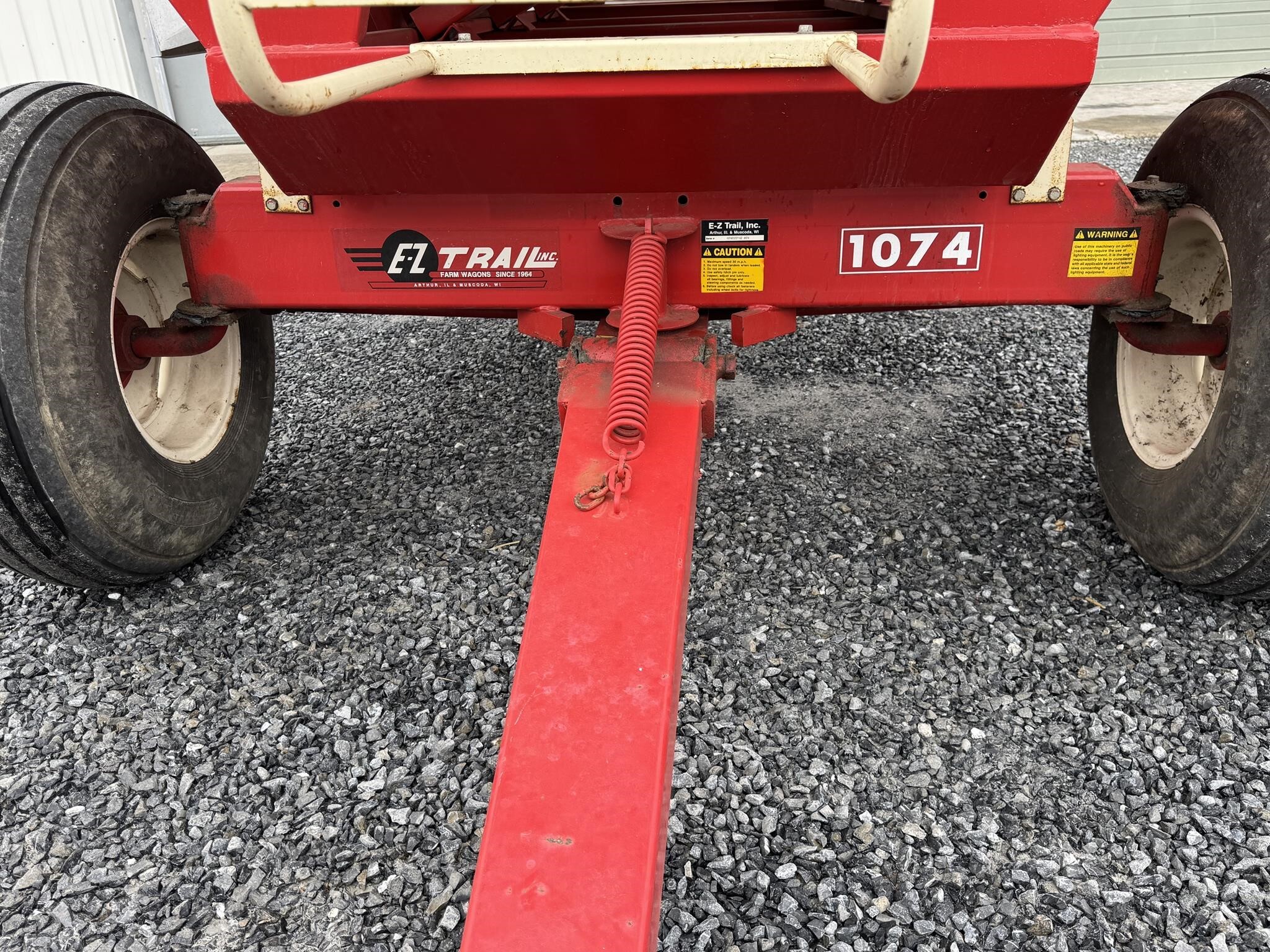  E-Z Trail 3400 Gravity Wagon