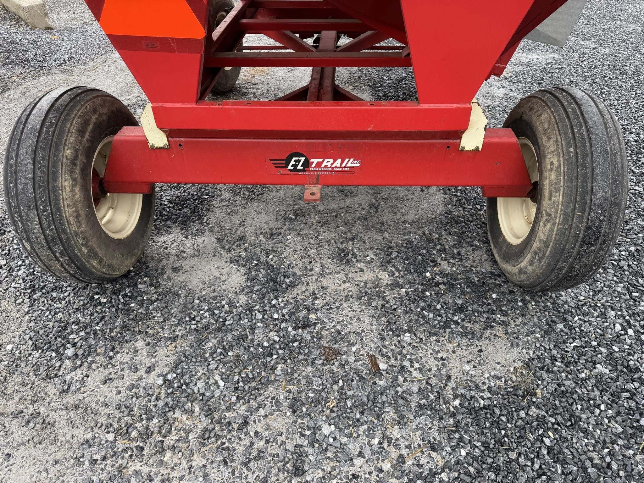  E-Z Trail 230 Gravity Wagon