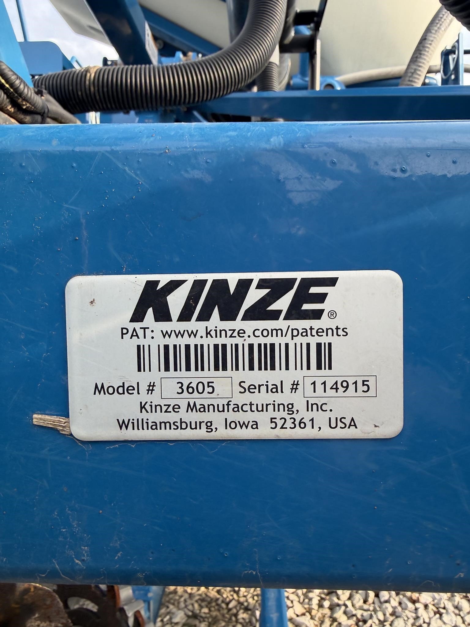 2021 Kinze 3605 Planter