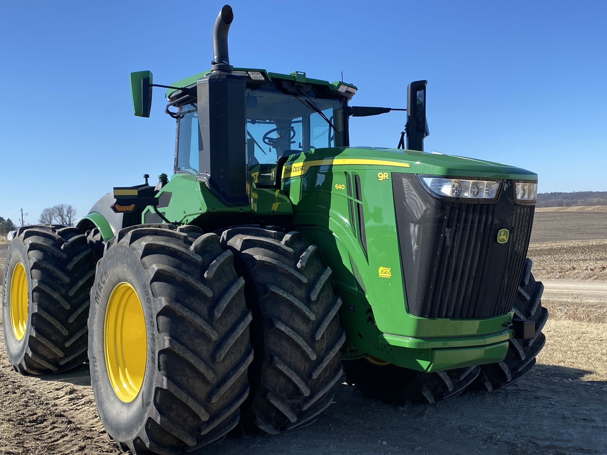 2022 John Deere 9R 640 Tractor