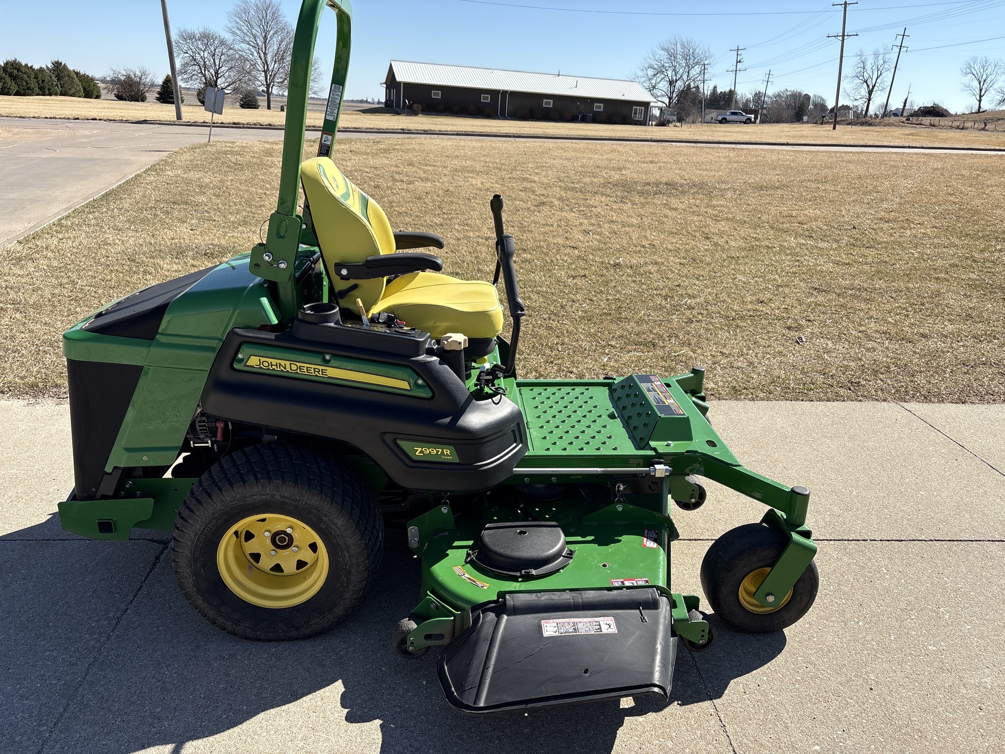 2023 John Deere Z997R Lawn Mower
