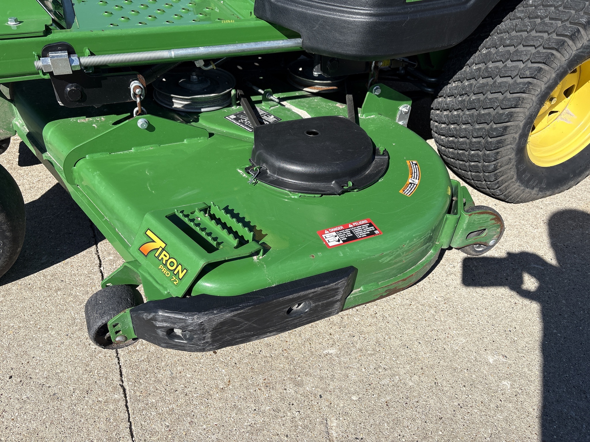 2023 John Deere Z997R Lawn Mower