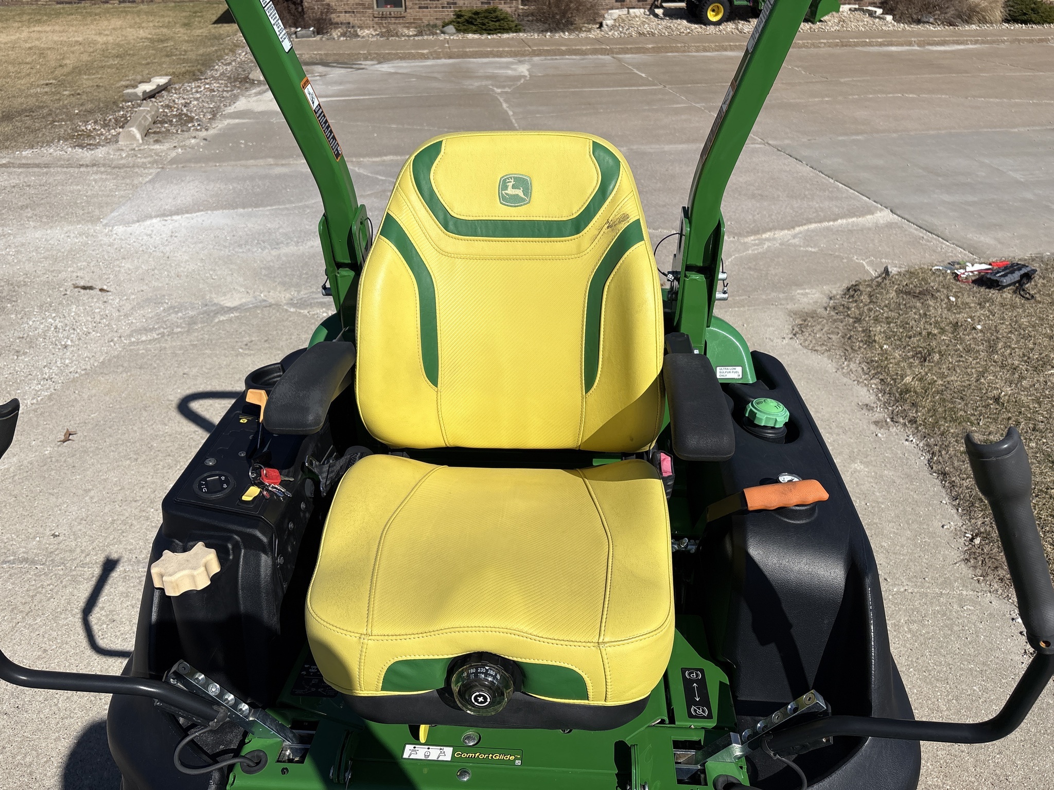 2023 John Deere Z997R Lawn Mower
