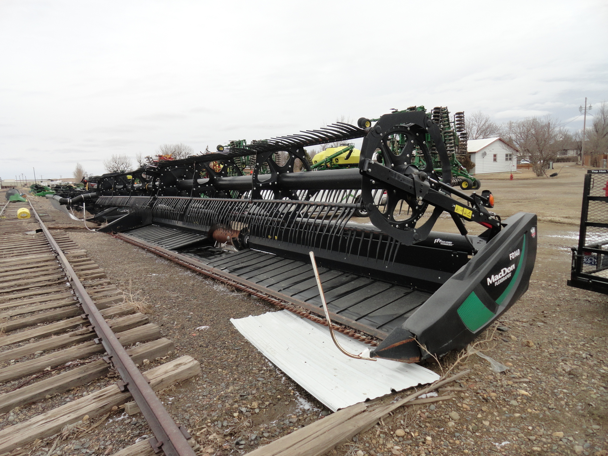 2019 MacDon FD140 Platform