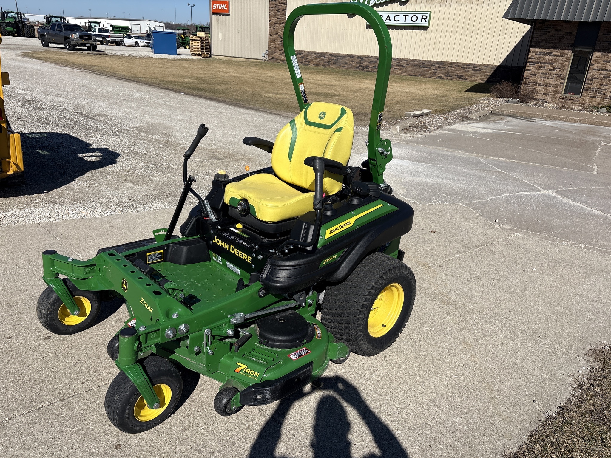 2023 John Deere Z930R Lawn Mower