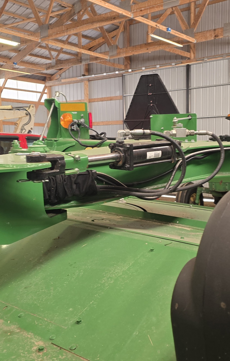 2020 John Deere 625F Platform