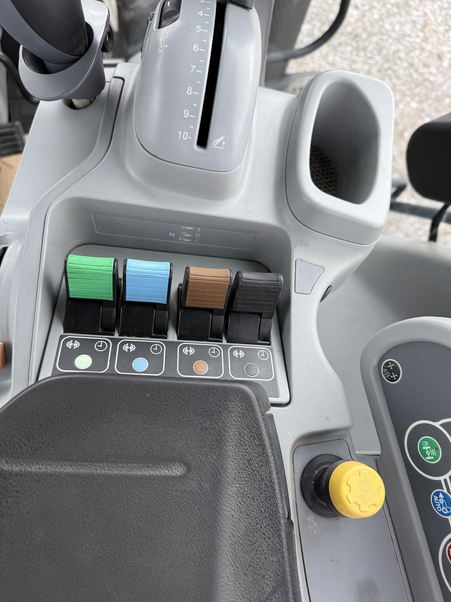 2018 New Holland T8.380 Tractor
