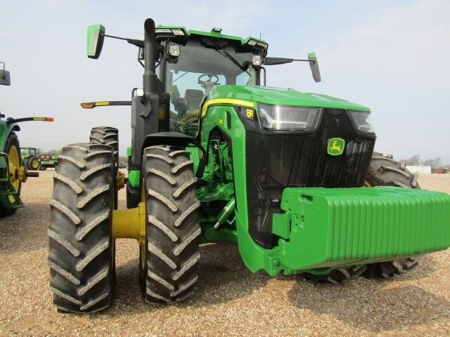 2023 John Deere 8R 340 Tractor
