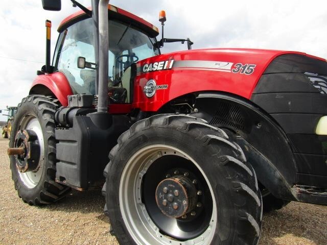 2013 Case IH Magnum 315 Tractor