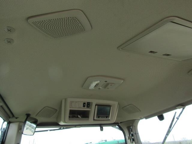 2023 John Deere 8R 340 Tractor