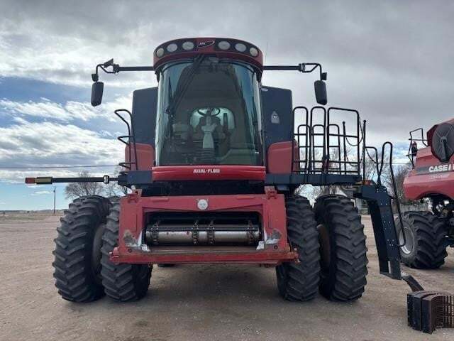 2006 Case IH 8010 Combine