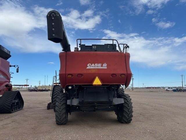 2006 Case IH 8010 Combine
