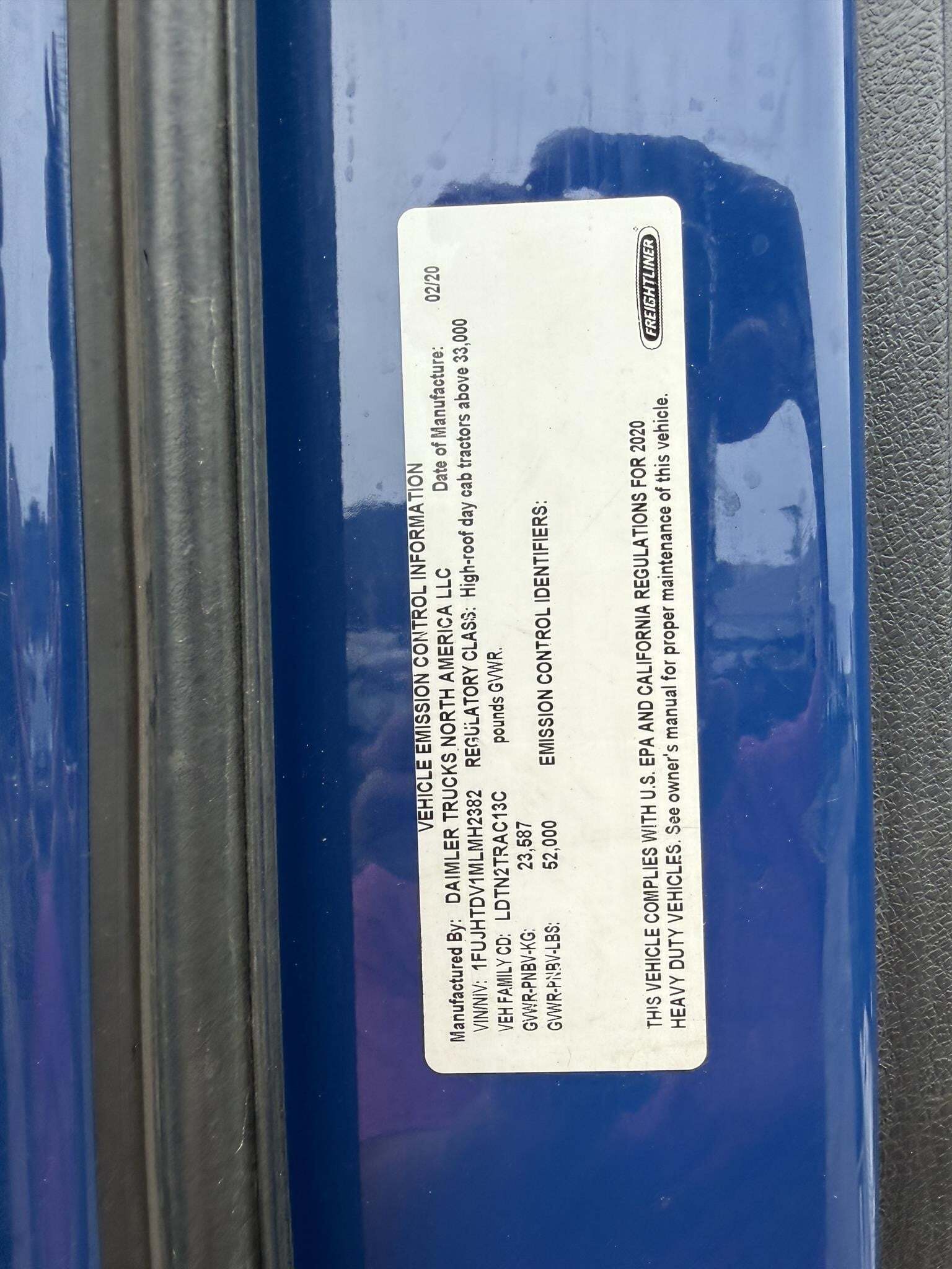 2021 Freightliner CASCADIA 116 Semi Trucks/Trailer