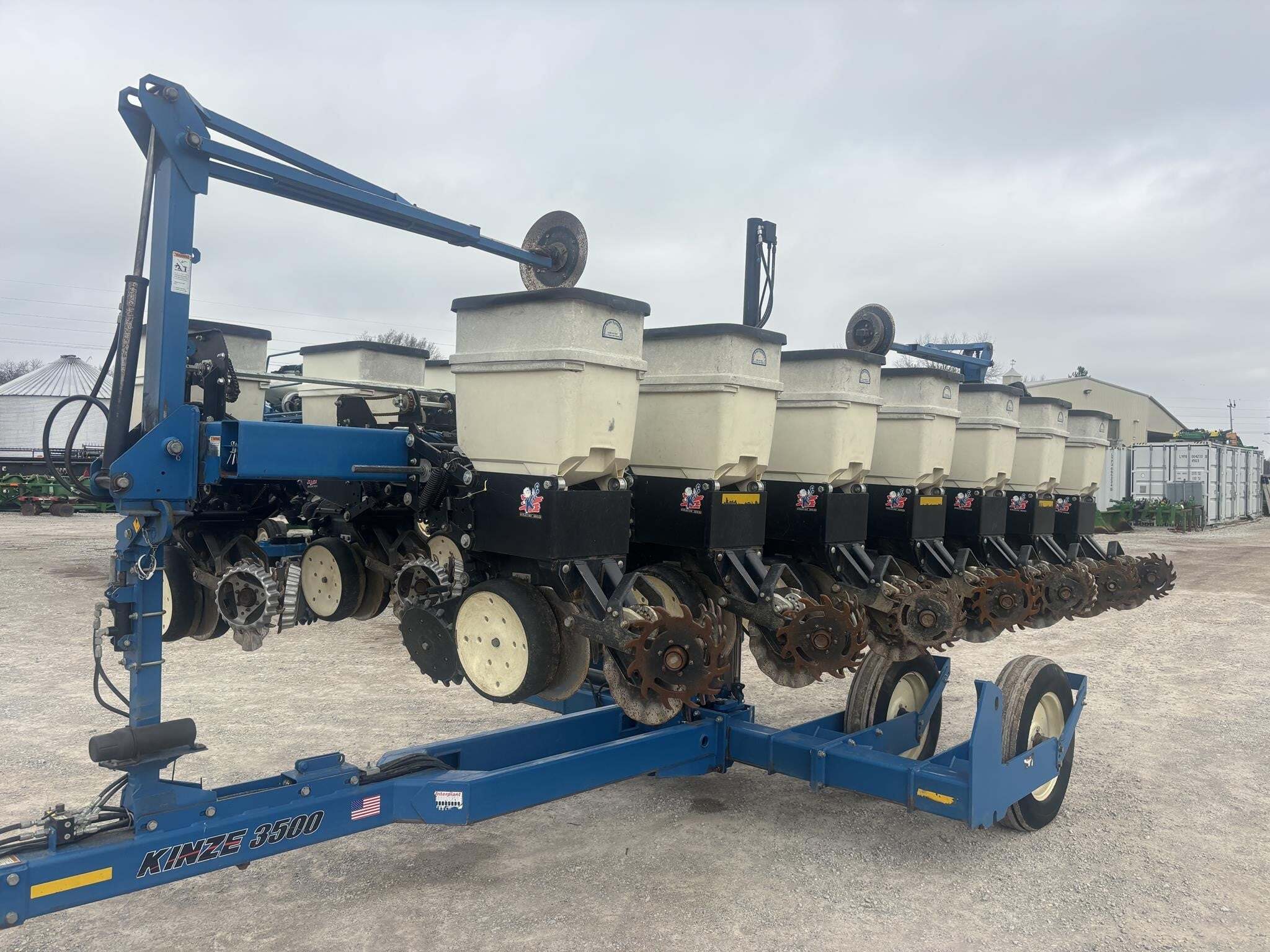 2016 Kinze 3500 Planter