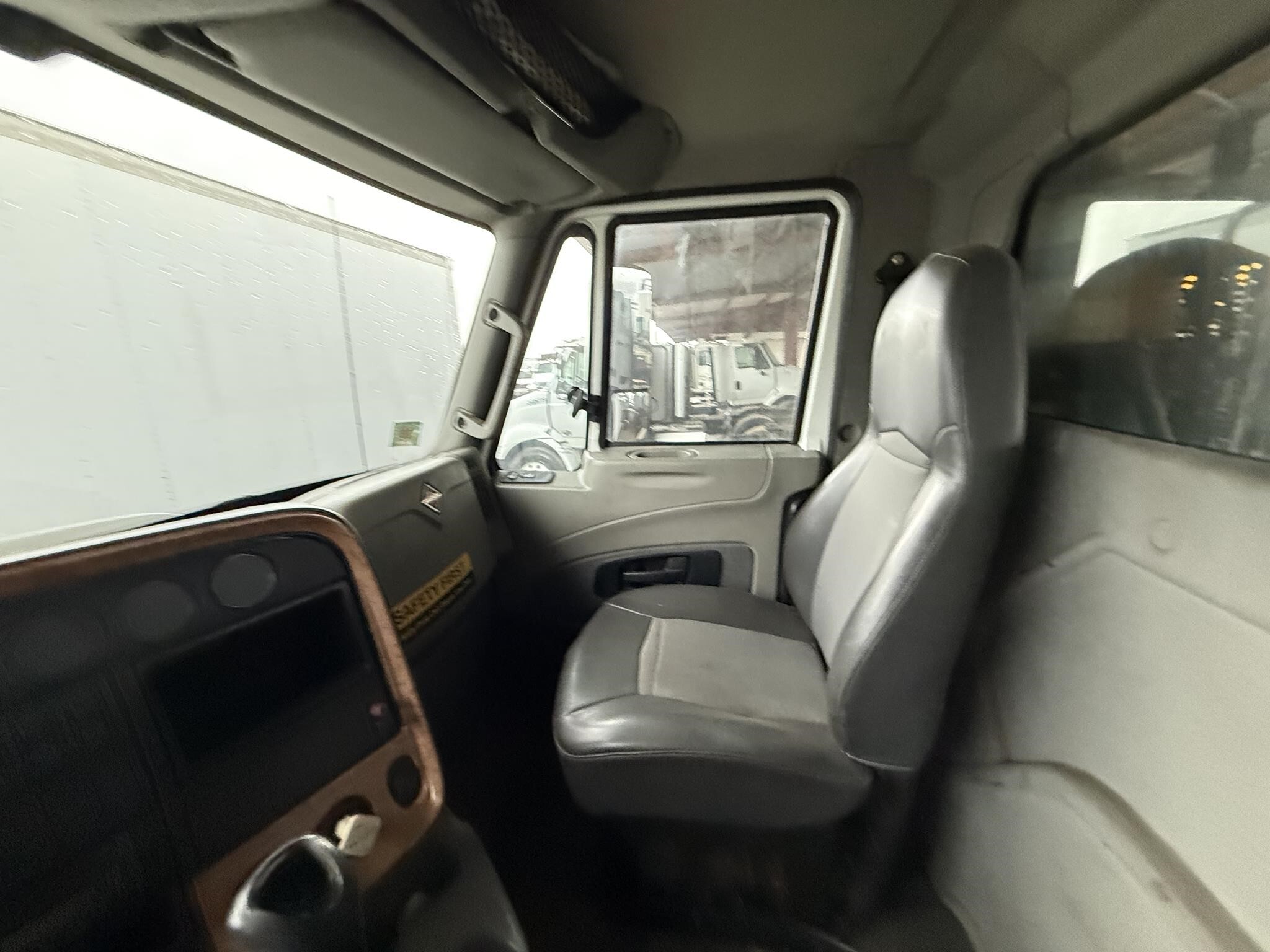 2011 International ProStar Semi Trucks/Trailer