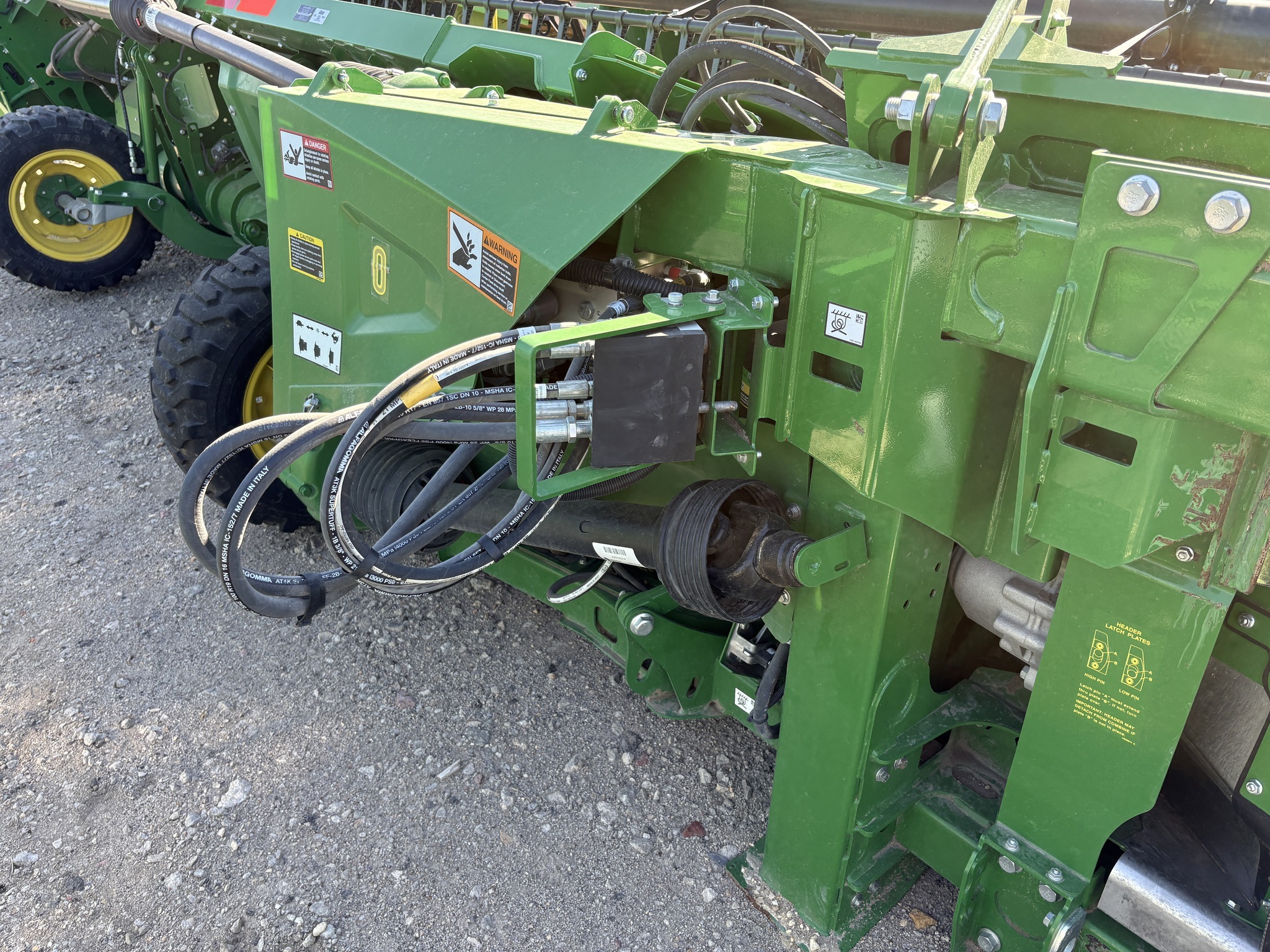 2023 John Deere HD40F Platform