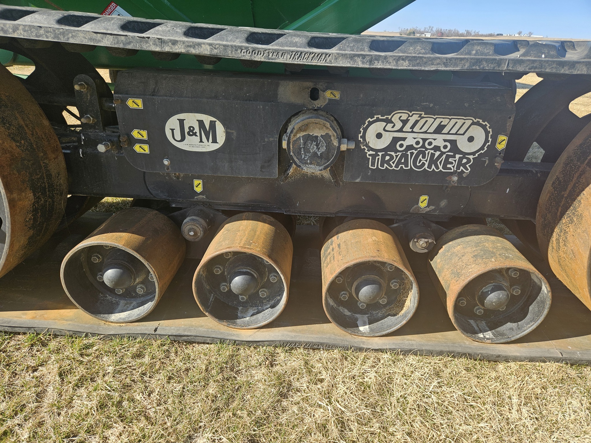 2010 J&M 1151 Grain Cart